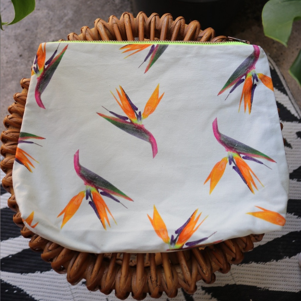 Samudra Tropical Floral Pouch with Zipper - Picture 3 of 3